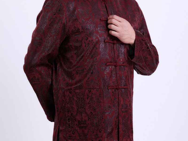 一袭华服踏歌来：你的衣橱里，还缺一件镇场子的中式精品吗？