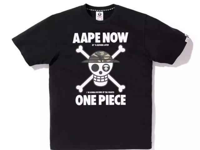 嘿兄弟，你也在琢磨AAPE是啥牌子不？街上见人穿那月亮脸猿人头的卫衣老帅了