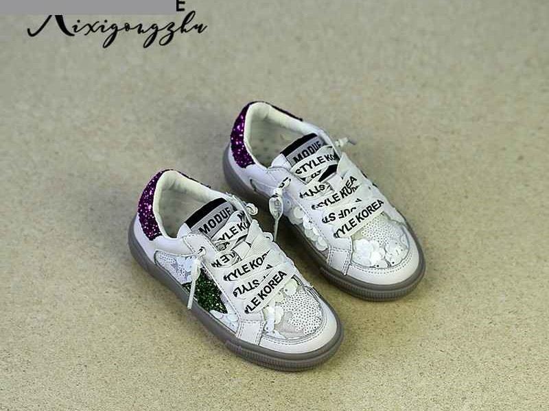 寻找那双经典的五角星鞋子 原来是这些牌子