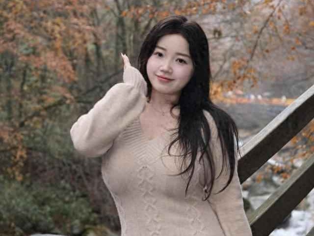 微胖女孩穿搭宝典：有肉身材也能穿出女神范！