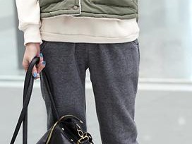 马甲配什么好看 这些搭配思路让你轻松穿出高级感