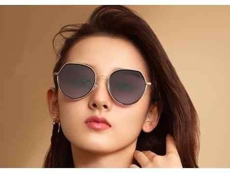 方脸选镜框终极指南 巧妙修饰刚硬线条提升整体气质